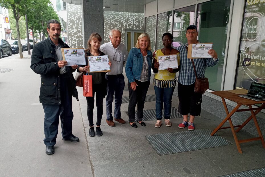 Photo 2 : Les mêmes avec les fondateurs-dirigeants d’Audreco.